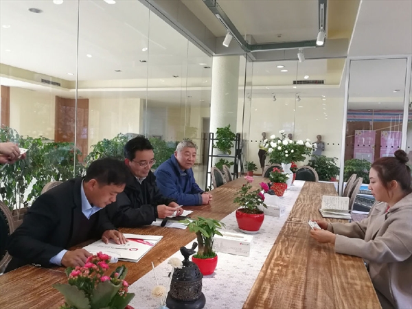 浙江省纺织工程学会湖州丝绸小镇协同创新服务站第三次调研-浙江省纺织工程学会 _04.png