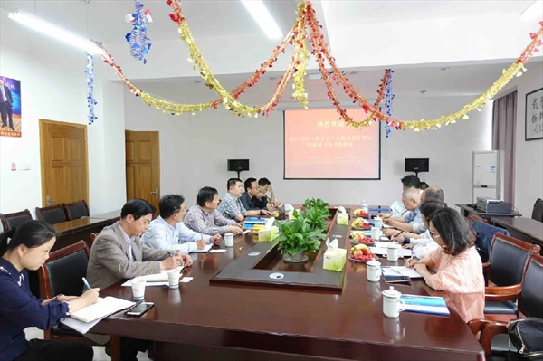 湖州丝绸小镇协同创新服务站调研组第六批赴湖州调研-浙江省纺织工程学会 _02.jpg