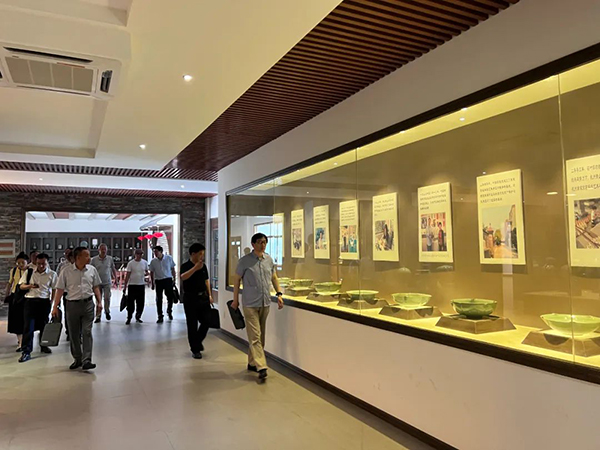 浙江省科协新材料新能源学会联合体主席周文龙参加省硅酸盐学会2022年度理事长工作会议_005.jpg
